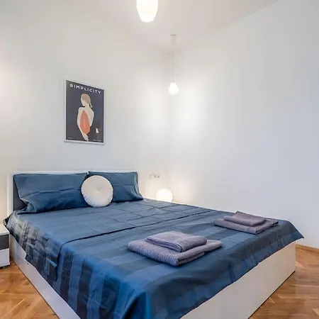 Apartment Calm And Relaxing 2bdrm Apаrtment In City Centre