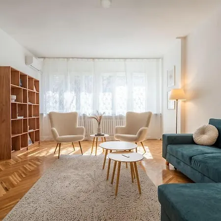 Apartment Calm And Relaxing 2bdrm Apаrtment In City Centre *