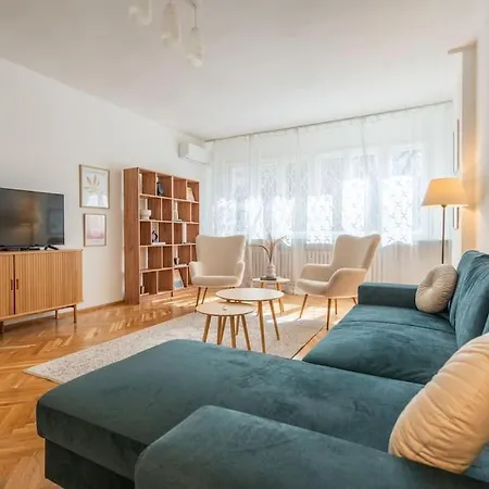 Apartment Calm And Relaxing 2bdrm Apаrtment In City Centre Sofia