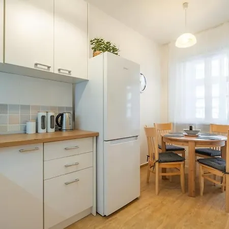 Apartment Calm And Relaxing 2bdrm Apаrtment In City Centre