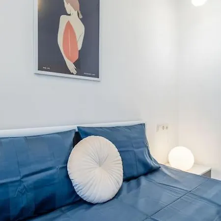 Calm And Relaxing 2bdrm Apаrtment In City Centre Apartment *