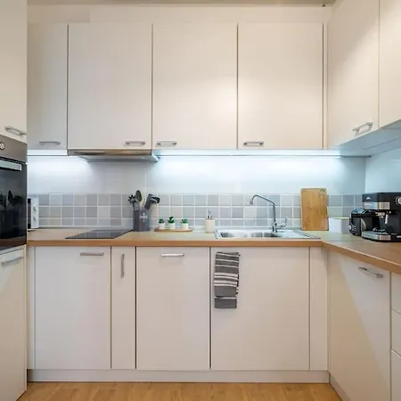Apartment Calm And Relaxing 2bdrm Apаrtment In City Centre
